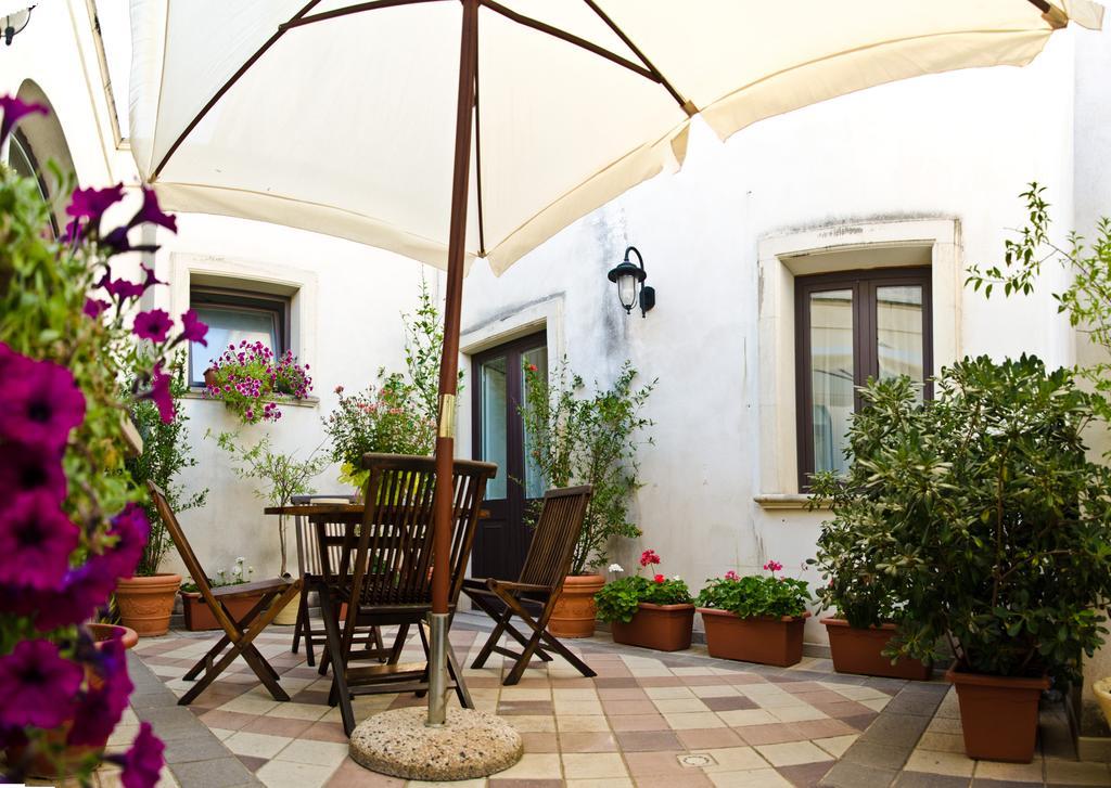 Palazzo Volta Boutique Luxury B&B Nardò Pokój zdjęcie
