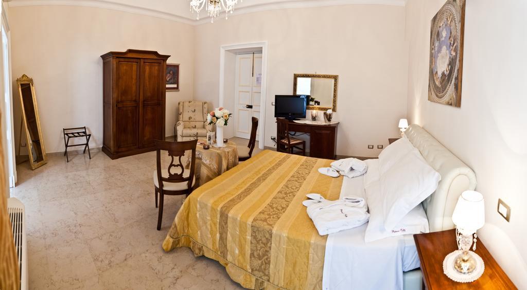 Palazzo Volta Boutique Luxury B&B Nardò Pokój zdjęcie