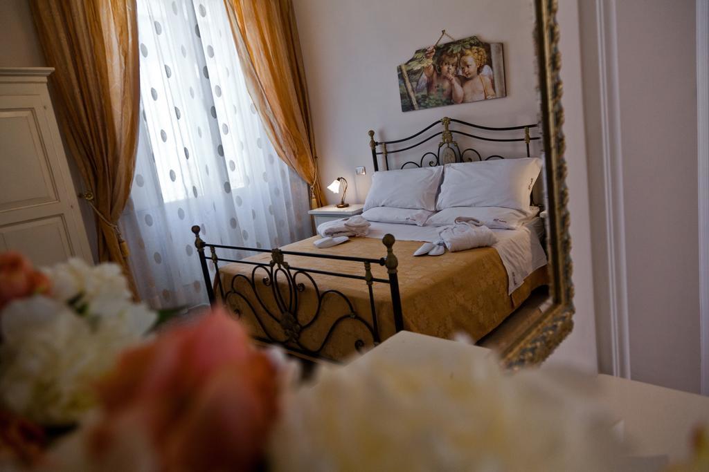 Palazzo Volta Boutique Luxury B&B Nardò Pokój zdjęcie
