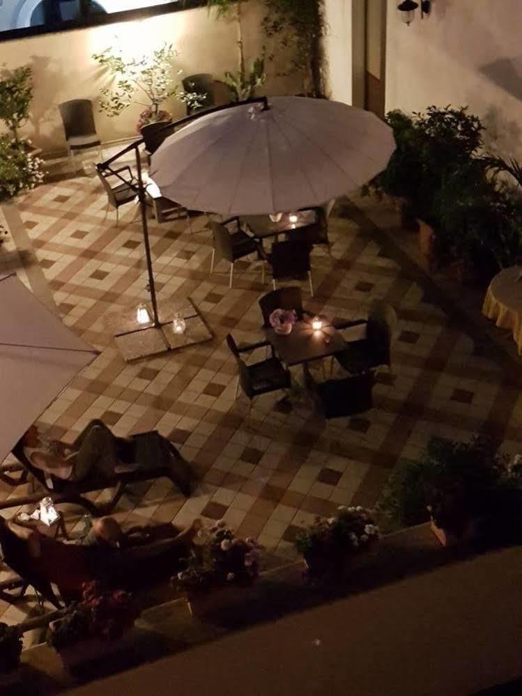Palazzo Volta Boutique Luxury B&B Nardò Zewnętrze zdjęcie